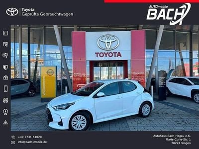 Gebraucht Toyota Yaris Hybrid Business Edition 116 PS (85 kW) 2021 Weiß Limousine