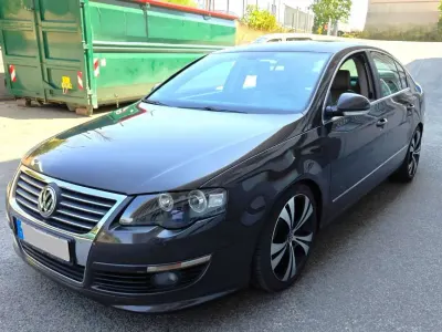 Gebraucht VW Passat Highline 150 PS (110 kW) 2005 Moccaanthrazit perleffekt Limousine
