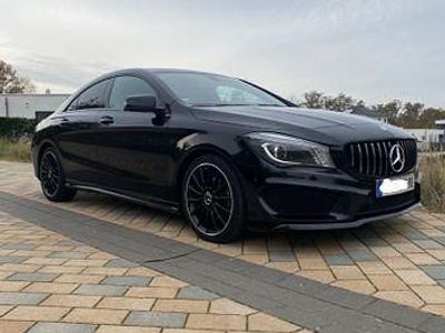 Gebraucht Mercedes CLA180 AMG line 122 PS (89 kW) 2015 Schwarz Limousine
