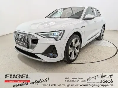 Gebraucht Audi e-tron S-Line 300 kW (408 PS) 2022 Gletscherweiß metallic SUV