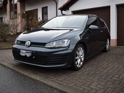 gebraucht VW Golf 2.0 GTD/Dynaudio/Kamera/Leder/8-fach