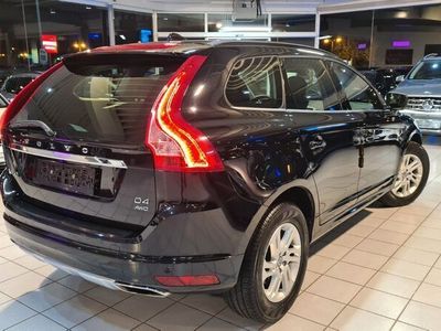 gebraucht Volvo XC60 MomentumAWD-2,4d-AUT-LEDER+LED+NAV+KAM+1HAD