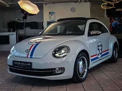 Używany VW Beetle Design 160 KM (117 kW) 2013 Biały Hatchback