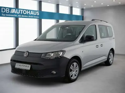 Usata VW Caddy 122 CV (89 kW) 2022 Argento Monovolume