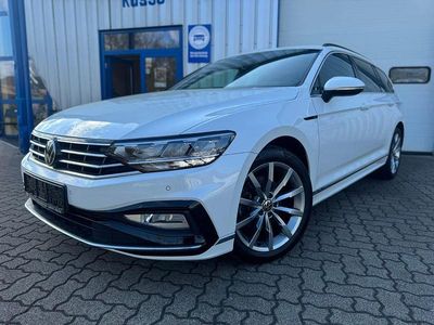 Usata VW Passat R-line 150 CV (110 kW) 2022 Bianco Station wagon