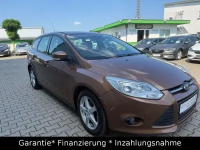 Gebraucht Ford Focus SYNC Edition 101 PS (74 kW) 2014 Braun Limousine