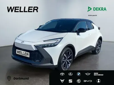 Neu Toyota C-HR 197 PS (144 kW) 2025 089)/ black (202) (weiss SUV