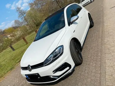 Gebraucht VW Golf VII R 300 PS (220 kW) 2019 Weiß Limousine