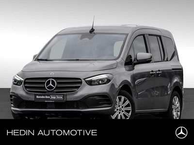 Grau Gebraucht 2023 Mercedes T180 Progressive Van / Kleinbus | 26.900 € (Fairer Preis)