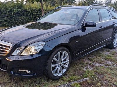Mercedes E200