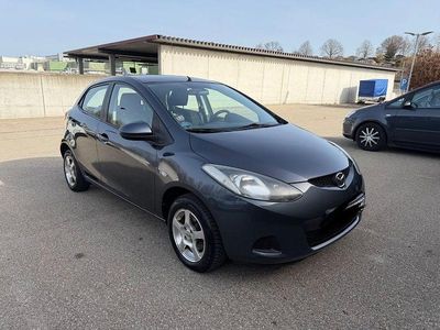 Gebraucht Mazda 2 Independence 86 PS (63 kW) 2010 Grau Kleinwagen