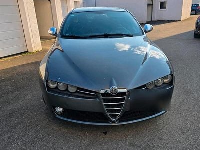 Gebraucht Alfa Romeo 159 136 PS (100 kW) 2012 Grau Kombi