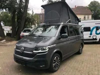 Gebraucht VW California Beach 199 PS (146 kW) 2021 Grau Van