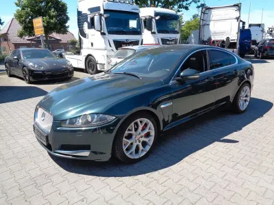 Gebraucht Jaguar XF 275 PS (202 kW) 2013 Grün Limousine