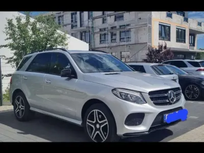 Gebraucht Mercedes GLE250 204 PS (150 kW) 2016 Silber SUV