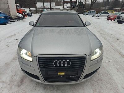 Silber Gebraucht 2006 Audi A8L Limousine | 6.000 €