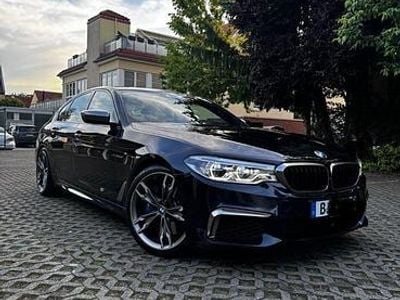 BMW M550