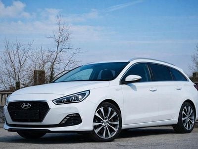 Gebraucht Hyundai i30 YES! 140 PS (102 kW) 2020 Weiß Limousine
