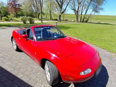 Używany Mazda MX5 116 KM (85 kW) 1990 Czerwony Kabriolet