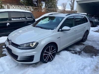 Weiß Gebraucht 2015 VW Golf VII GTD Kombi | 10.999 € (Guter Preis)