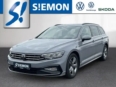 Occasion VW Passat R-line 150 ch (110 kW) 2023 Gris Break