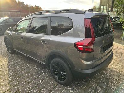Grau Neu 2025 Dacia Jogger Extreme Van / Kleinbus | 20.980 € (Fairer Preis)