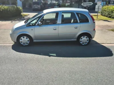 Gebraucht Opel Meriva 101 PS (74 kW) 2005 Silber Van / Kleinbus