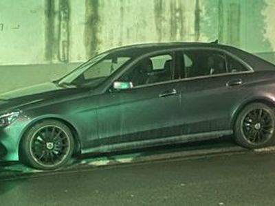 Usata Mercedes E250 AMG 211 CV (155 kW) 2014 Grigio Berlina
