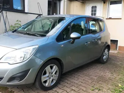 Gebraucht Opel Meriva 100 PS (73 kW) 2011 Grau Van / Kleinbus
