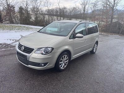 Gebraucht VW Touran Freestyle 140 PS (102 kW) 2009 Gold Van / Kleinbus