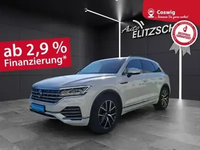 Używany VW Touareg Elegance 286 KM (210 kW) 2023 Biały SUV