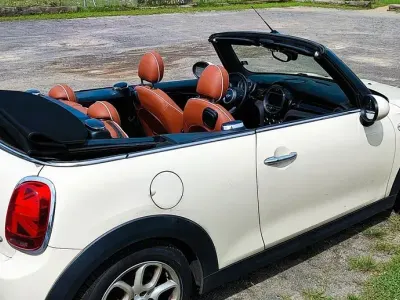 Gebraucht Mini Cooper D 116 PS (85 kW) 2019 Weiß Kleinwagen