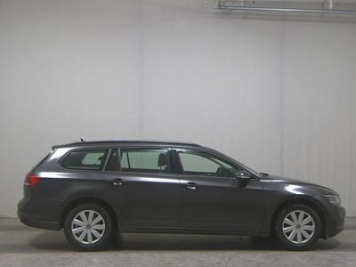 Grau Gebraucht 2023 VW Passat Limousine | 19.480 € (Superpreis)