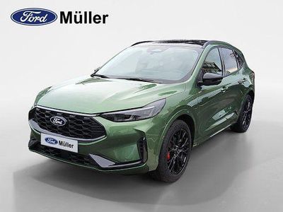 Neu Ford Kuga 179 PS (131 kW) 2026 Grün SUV