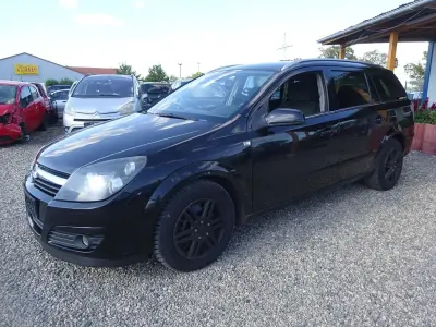 Gebraucht Opel Astra Elegance 105 PS (77 kW) 2005 Schwarz Limousine