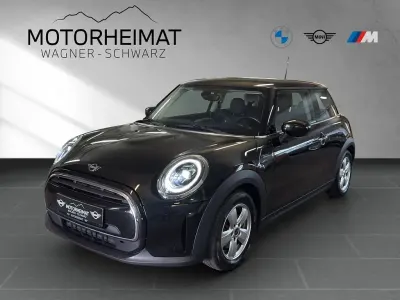 Używany Mini Cooper Essential 136 KM (100 kW) 2022 Czarny Hatchback