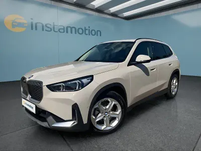 Neu BMW iX1 150 kW (204 PS) 2026 Grau SUV