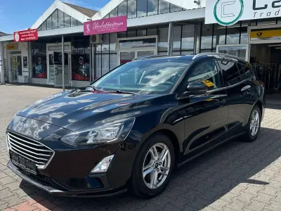 Gebraucht Ford Focus Cool & Connect 150 PS (110 kW) 2019 Schwarz Kombi