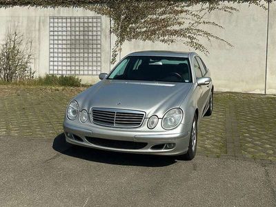 Mercedes E220