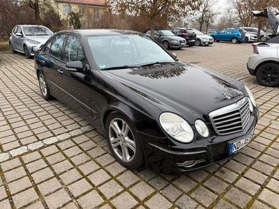 Gebraucht Mercedes E220 170 PS (125 kW) 2008 Schwarz Limousine