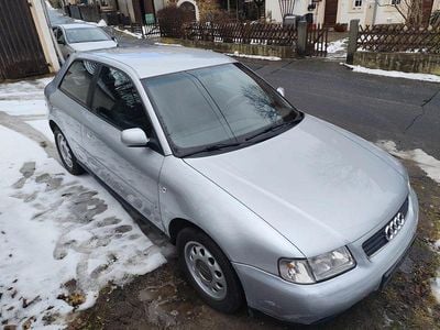 Gebraucht Audi A3 Attraction 101 PS (74 kW) 1998 Silber Kleinwagen