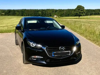Gebraucht Mazda 3 Signature 120 PS (88 kW) 2018 Schwarz Limousine