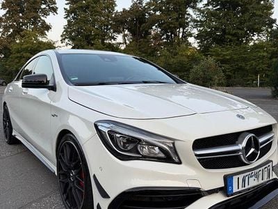 Mercedes CLA45 AMG