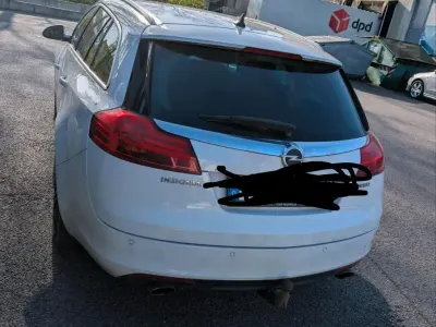 Używany Opel Insignia 180 KM (132 kW) 2009 Biały Kombi