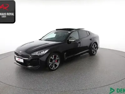 Używany Kia Stinger GT 370 KM (272 kW) 2020 Czarny Hatchback