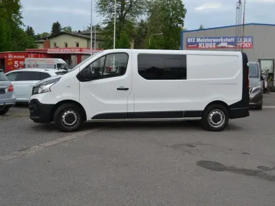 Gebraucht Renault Trafic Komfort 120 PS (88 kW) 2021 Weiß Van / Kleinbus