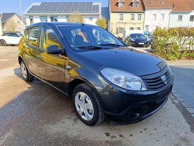 Gebraucht Dacia Sandero Basis 75 PS (55 kW) 2009 Grau Kleinwagen