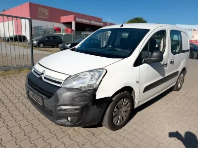 Gebraucht Citroën Berlingo Business Class 99 PS (72 kW) 2017 Weiß Van / Kleinbus