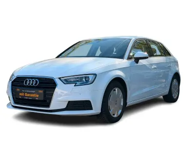 Gebraucht Audi A3 Comfort 150 PS (110 kW) 2019 Weiß Limousine