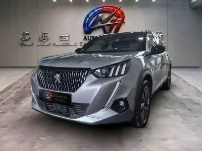 Gebraucht Peugeot 2008 GT-line 155 PS (114 kW) 2022 Grau SUV